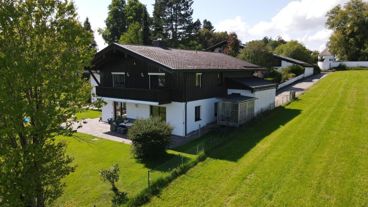 Schoenes Ferienhaus Am Herrenberg 프리엔암치엠시 외부 사진