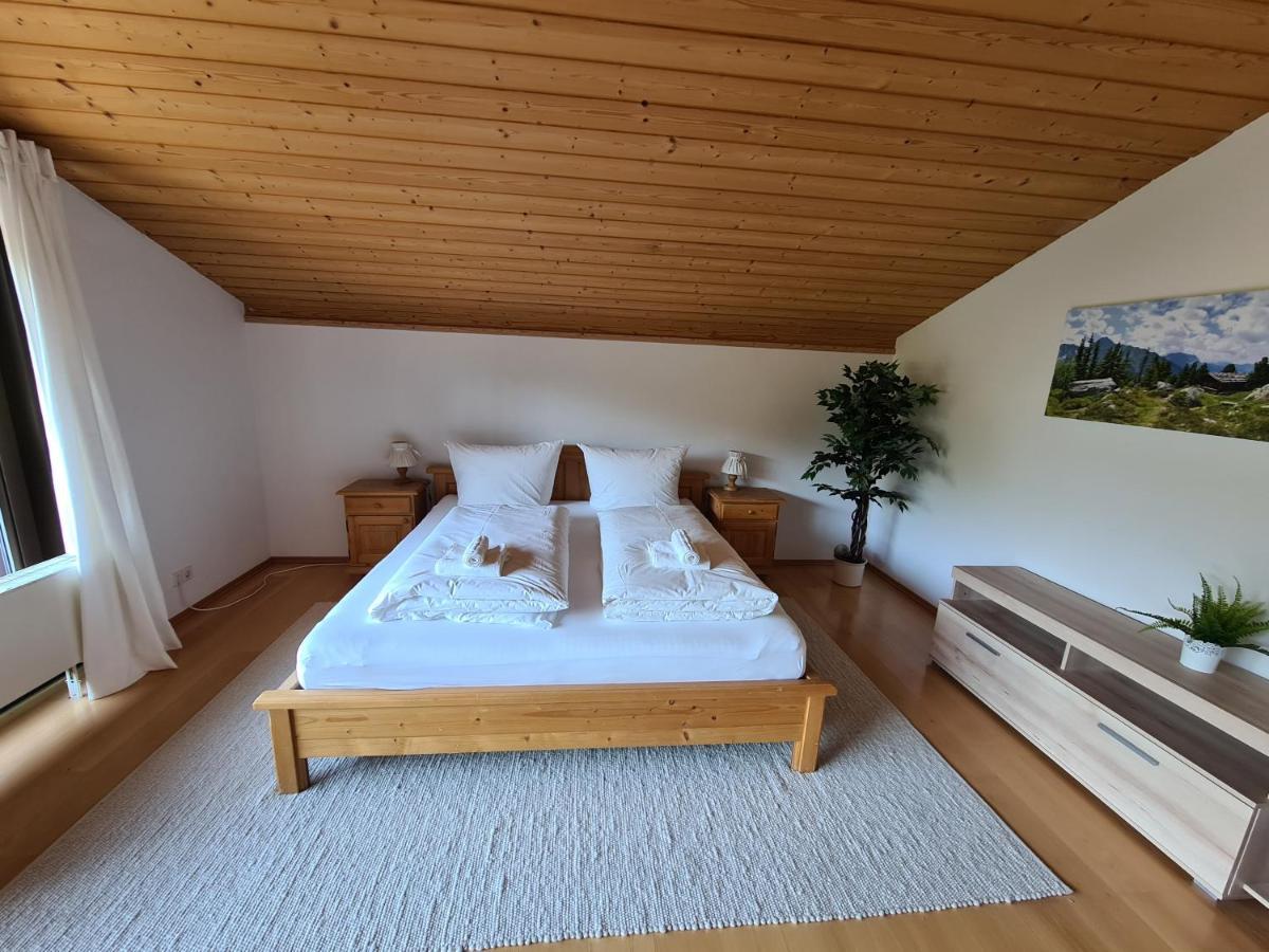 Schoenes Ferienhaus Am Herrenberg 프리엔암치엠시 외부 사진